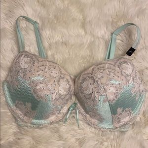 Victoria’s Secret Push Up Bra NWT